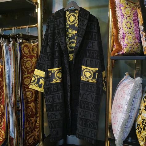 where to get fake versace robe|versace authentication.